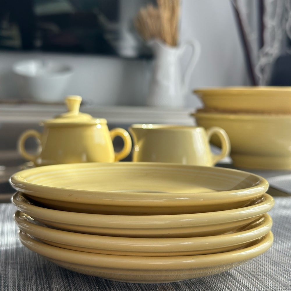 Vintage fiesta Homer Laughlin Set of 4 small plates/desert plates